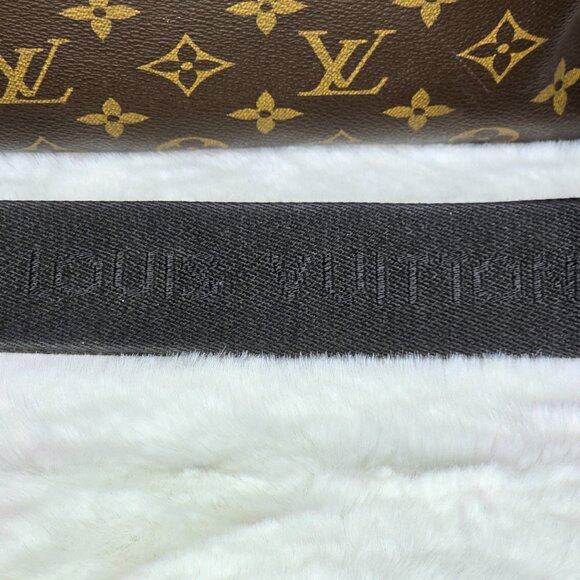 Louis Vuitton Macassar Torres Messenger Bag - Picture 16 of 16